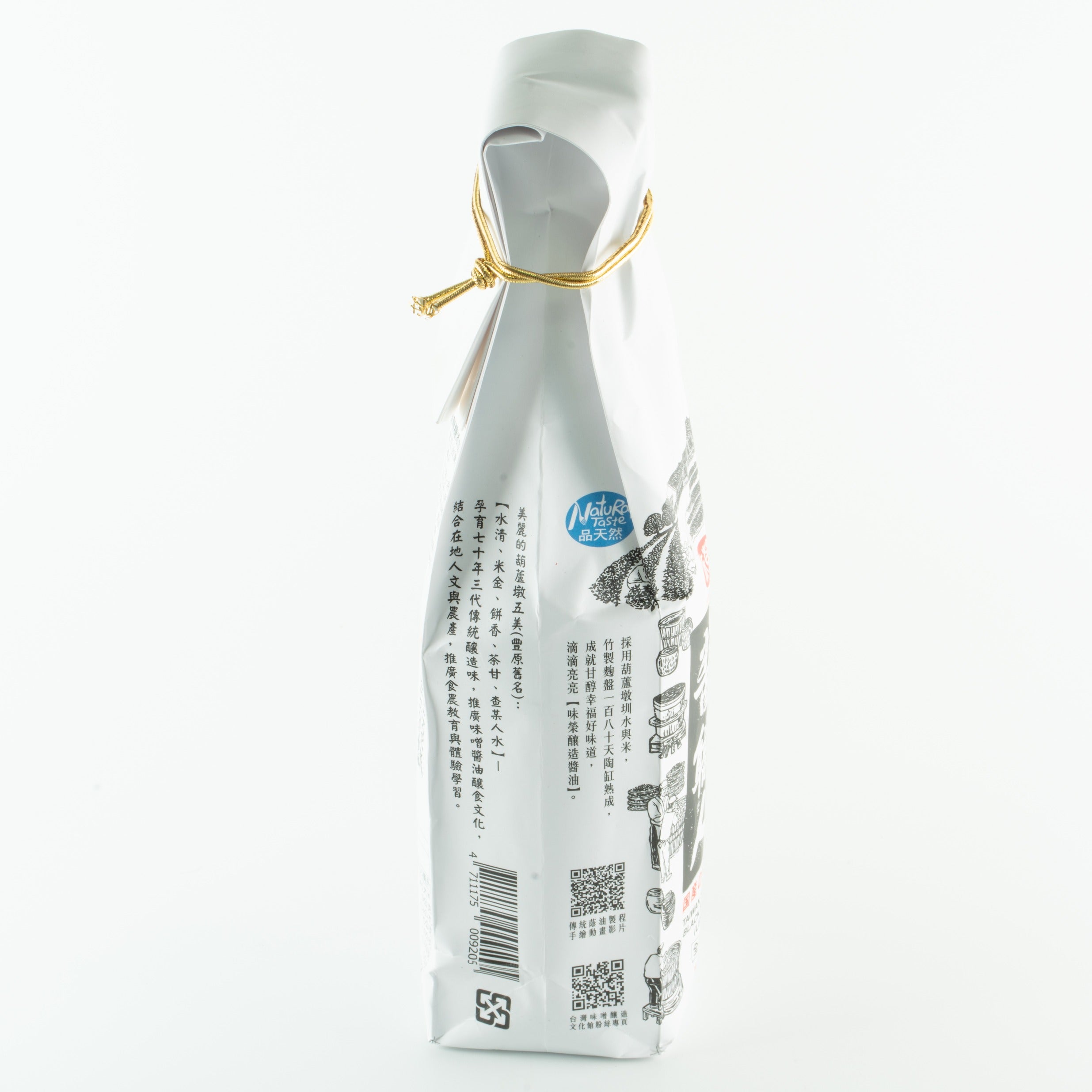 台湾黑豆蔭油露-減鹽 (无糖） Sauce Co Sugar Free Black Bean Sauce-Less Salt 320ml